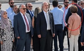 YENİ Partili belediye başkanı protesto etti: Protokole sırtını döndü!