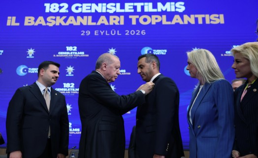 Yıldız'ın katılımı sonrası AK Partili İnan'dan ilk açıklama: İzmir ve Çiğli'nin yarınları için omuz omuza çalışma zamanı!