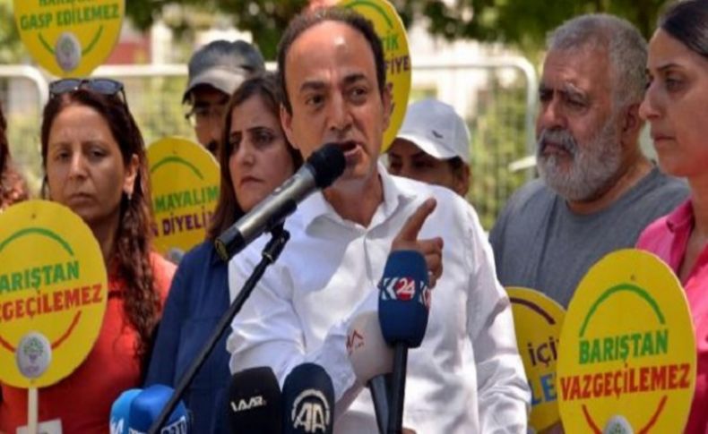 Baydemir: Taşlar bağlanıyor, itler salınıyor