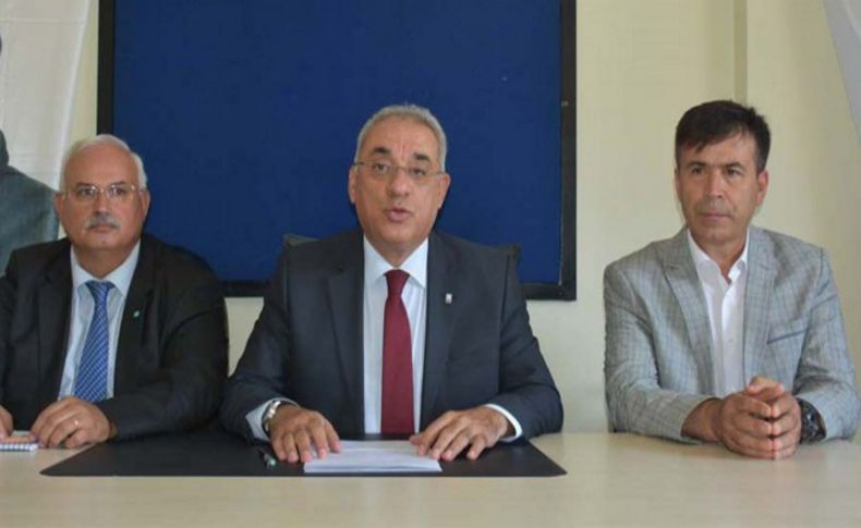 'Dört parti ülkeyi perperişan ettiler'