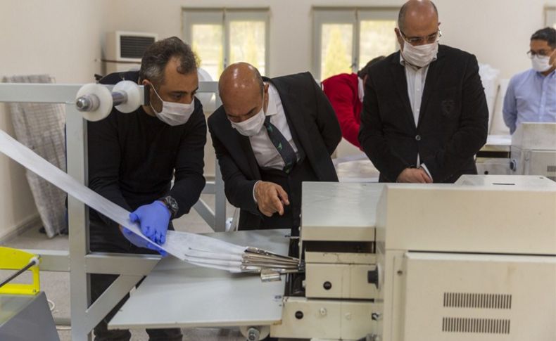 İzmir Büyükşehir Belediyesi’nden günde 60 bin maske