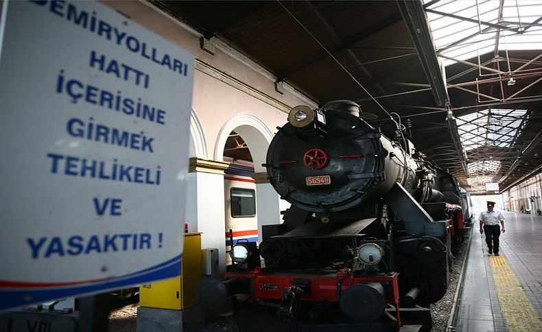 Hareket memuru 'Kara Tren'i ölümsüzleştirdi