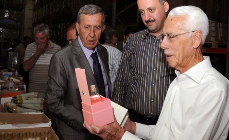 'Kolonya İmparatoru' yaşamını yitirdi