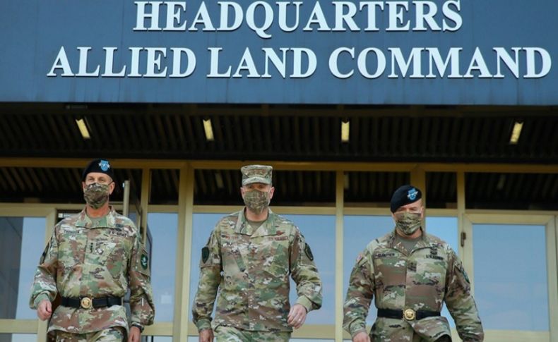 NATO Müttefik Kara Komutanlığında devir teslim töreni yapıldı