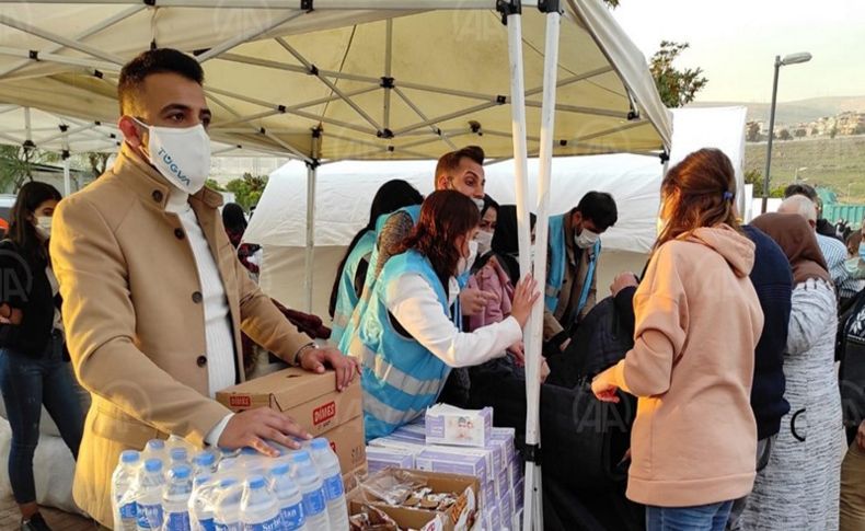TÜGVA, depremin kahramanlarını yurt ve binalarında ağırlıyor