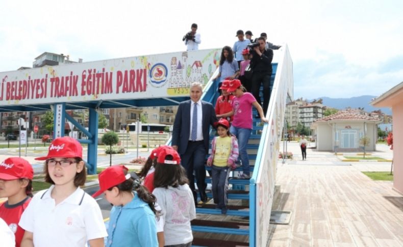 10 bin çocuk Trafik Eğitim Parkı’nda kuralları öğrendi