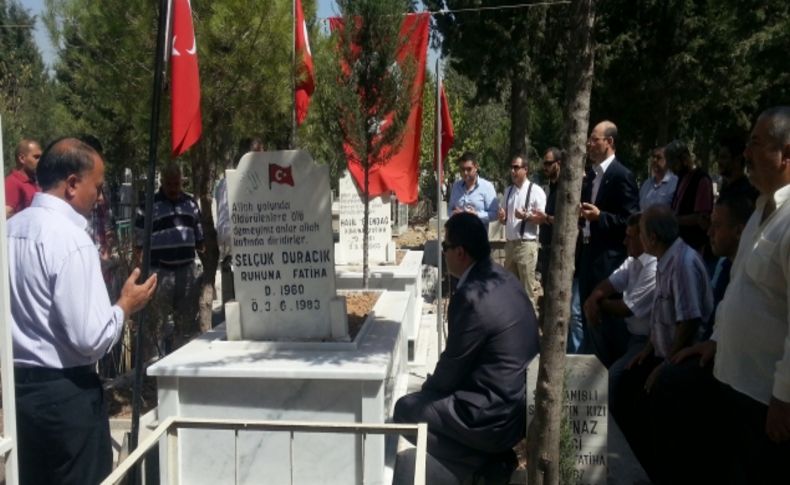 12 Eylül’de idam edilen ülkücüler mezarları başında anıldı