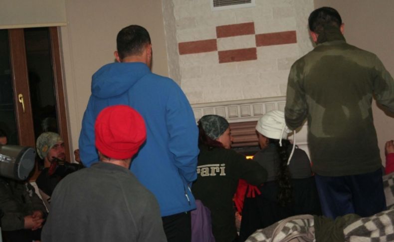 14 öğrenci dağdan indirildi