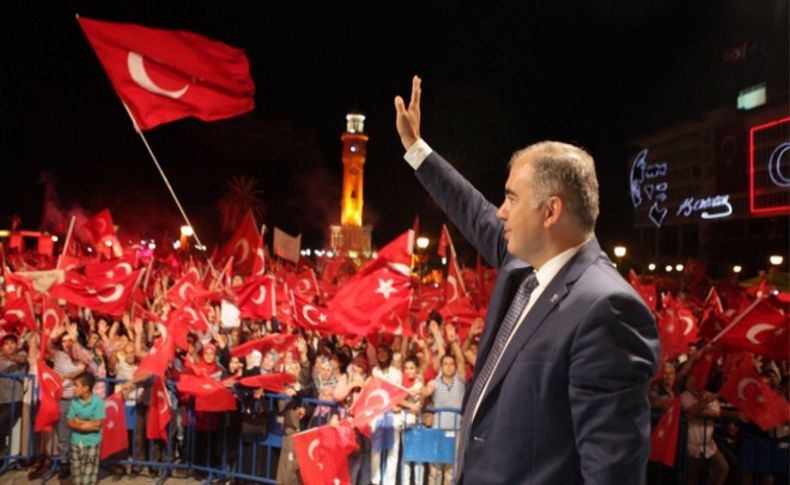 15 Temmuz’da Konak Meydanı'nda demokrasi nöbeti tutulacak