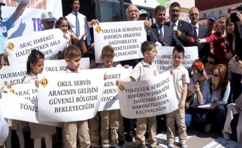 17 milyon öğrenci ders başı yaptı, ilk ders zilini Bakan Avcı çaldı