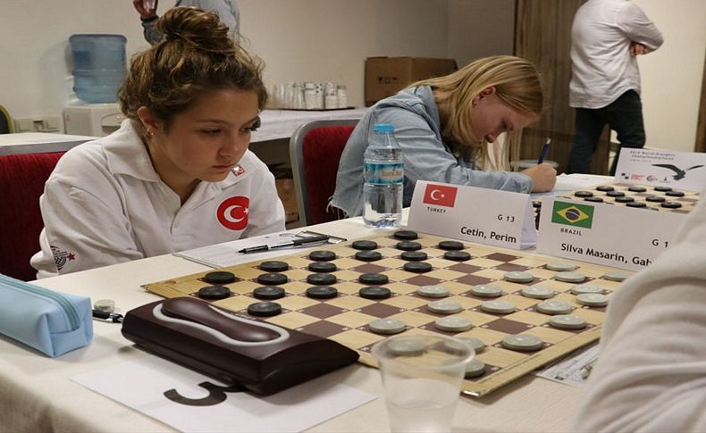 19 ülkeden 290 dama tutkunu İzmir'de