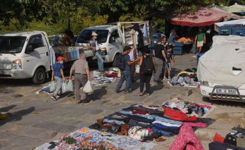 2 bin yıllık Roma yolu hafta sonu pazar yeri, hafta içi otopark oldu