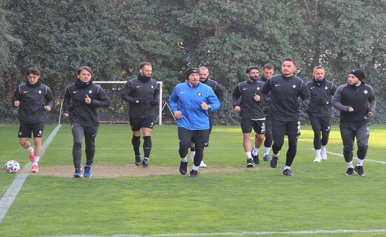 Altay, derbi hazırlıklarına başladı