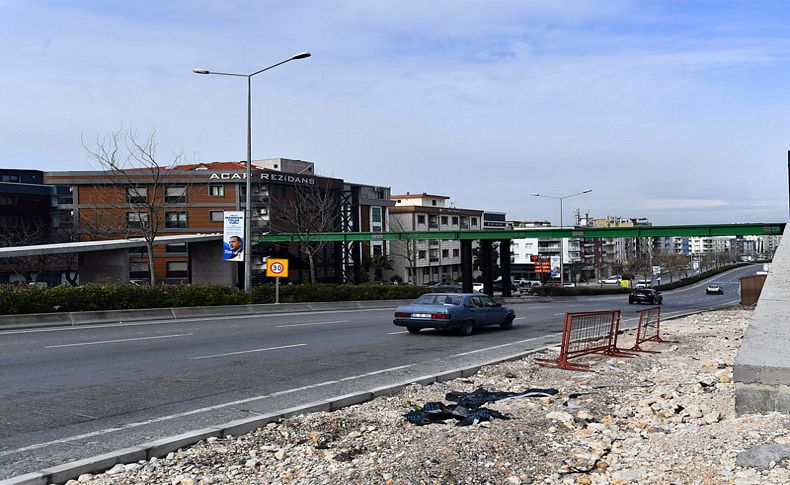 Büyükşehir’den Buca ve Konak’a iki yeni yaya üst geçidi