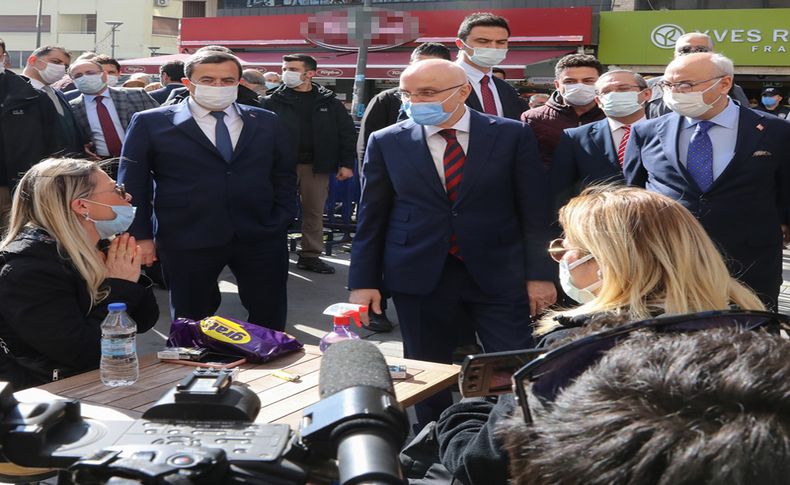 Bakan yardımcısı Erdil İzmir'de Kovid-19'a karşı dinamik denetimlere katıldı