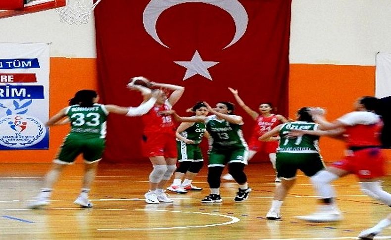 Çeşme Kadın Basketbol Takımı play-off hedefine ilerliyor