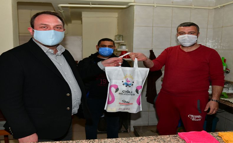 Çiğli’de kahvehane esnafına destek