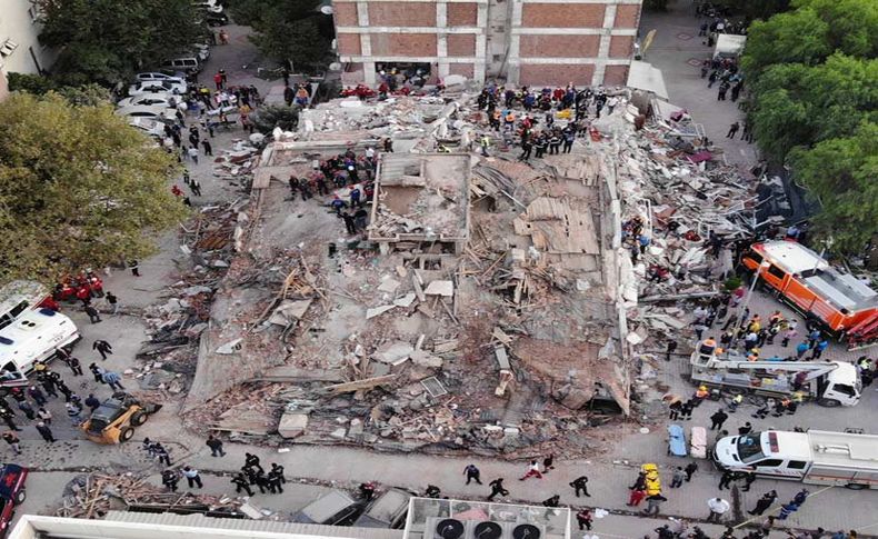 Deprem Haftasında İzmir depremi raporu: Yaralar el ele sarıldı