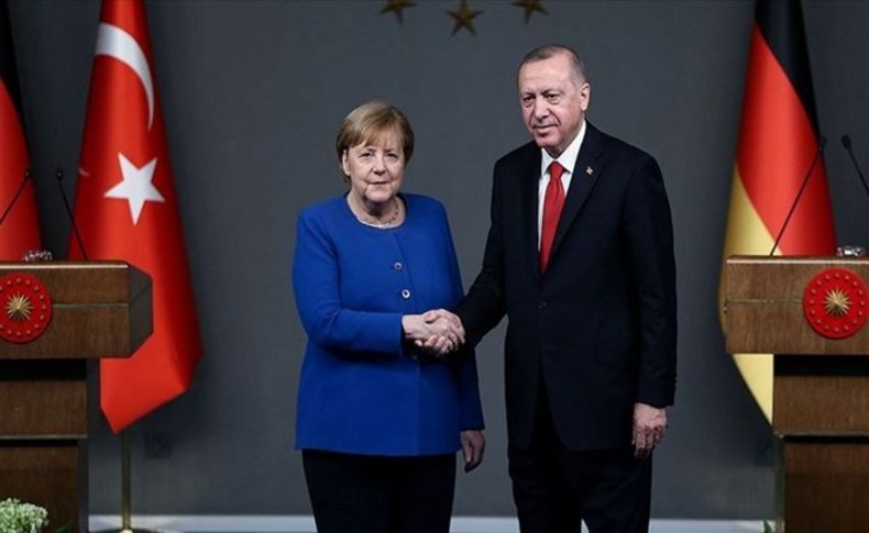 Erdoğan ile Merkel görüştü