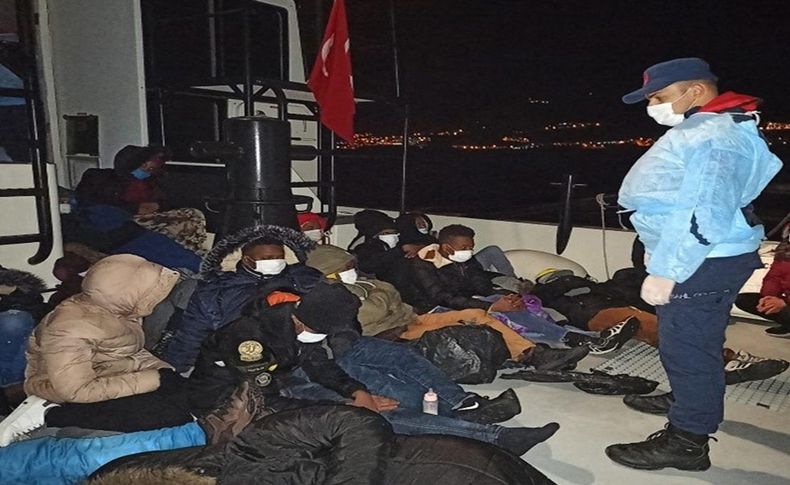 İzmir'de 49 sığınmacı kurtarıldı 2 organizatör yakalandı