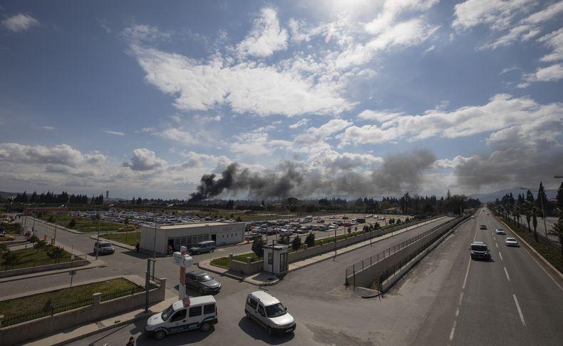 İzmir'de fidanlık deposunda çıkan yangın söndürüldü