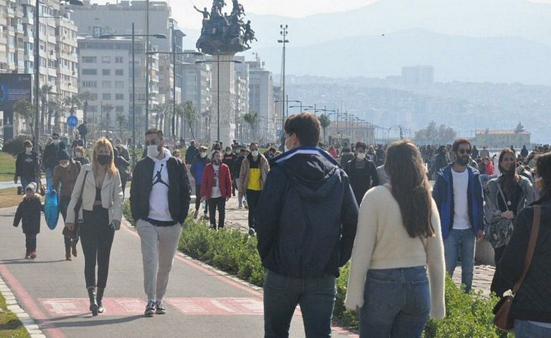 İzmir'de Kovid-19 önlemleri kapsamında yeni kararlar alındı