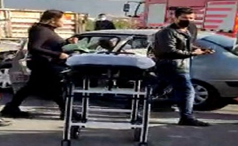 İzmir'de trafik kazası: 6 yaralı