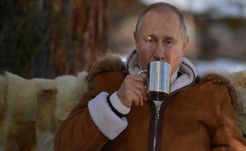 Putin, yarın Kovid-19 aşısı yaptıracak!