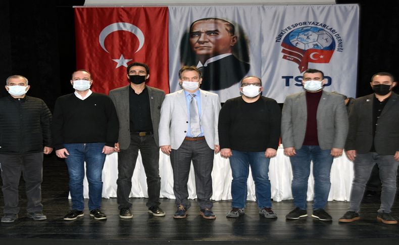 TSYD İzmir Şubesinde başkanlığa tekrar Bahri Okumuş seçildi