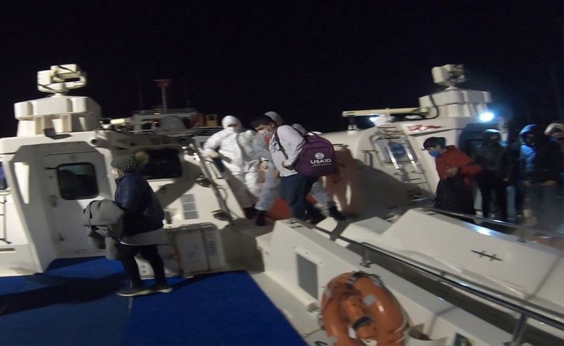 Türk kara sularına geri itilen 12 sığınmacı kurtarıldı