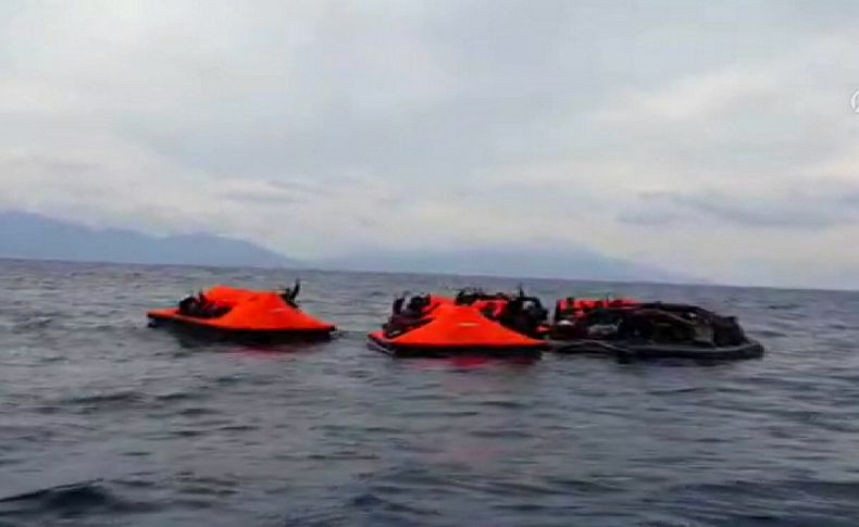 Türk kara sularına itilen 158 sığınmacı kurtarıldı