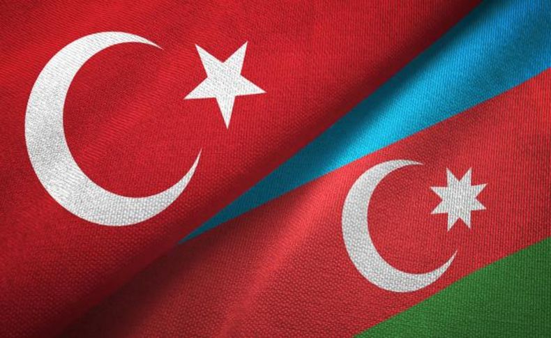 Azerbaycan'a kimlikle seyahat gece yarısı başladı...