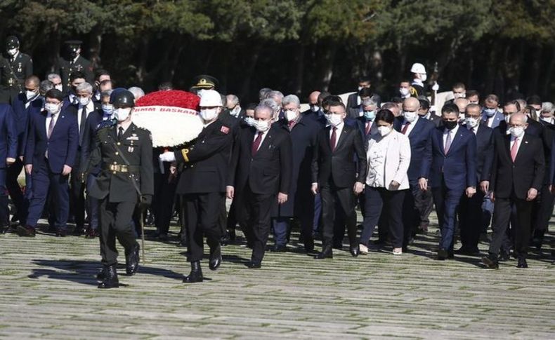 Devlet erkanı Anıtkabir'de