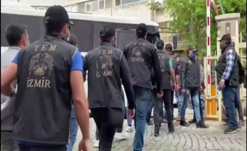 FETÖ'nün TSK yapılanmasına yönelik operasyonda 96 şüpheli tutuklandı