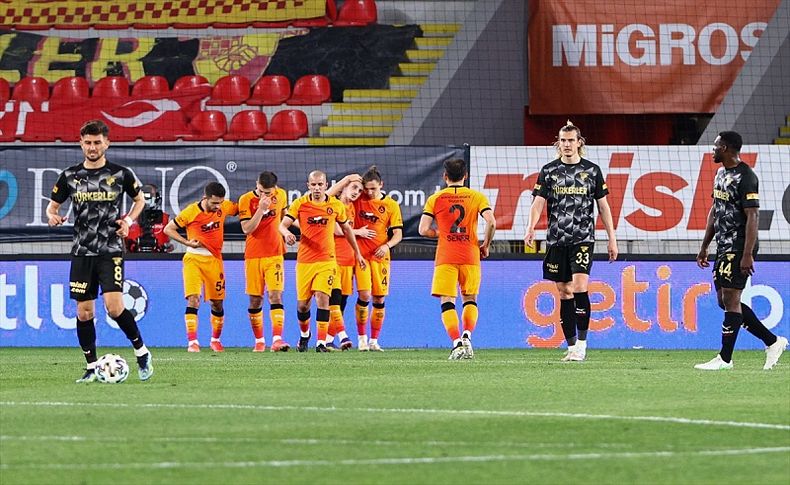 Göz-Göz, Galatasaray karşısında iyi başladı kötü bitirdi!