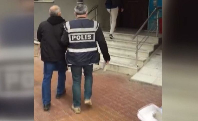 İzmir'de FETÖ operasyonunda 29 şüpheli gözaltına alındı
