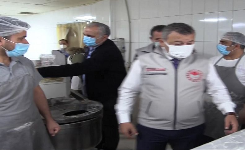 İzmir'de gıda işletmelerine yönelik denetimlerde 1 milyon lira ceza uygulandı