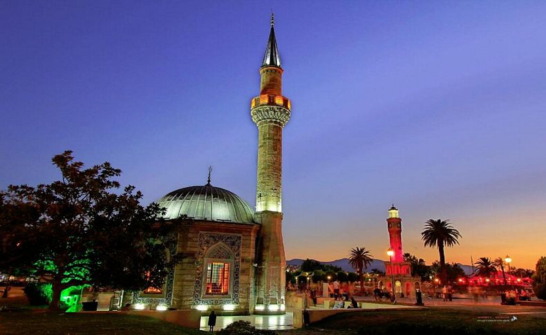 İzmir'de sahur ve iftar saatleri