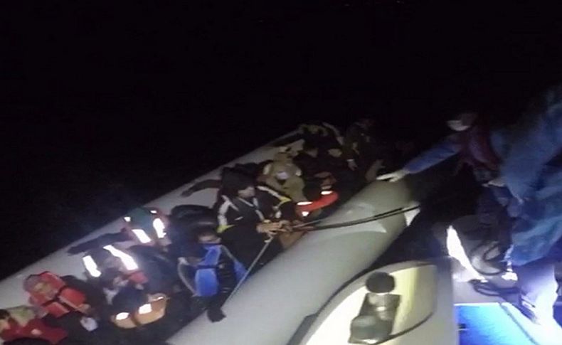 İzmir'de Türk kara sularına itilen 117 sığınmacı kurtarıldı