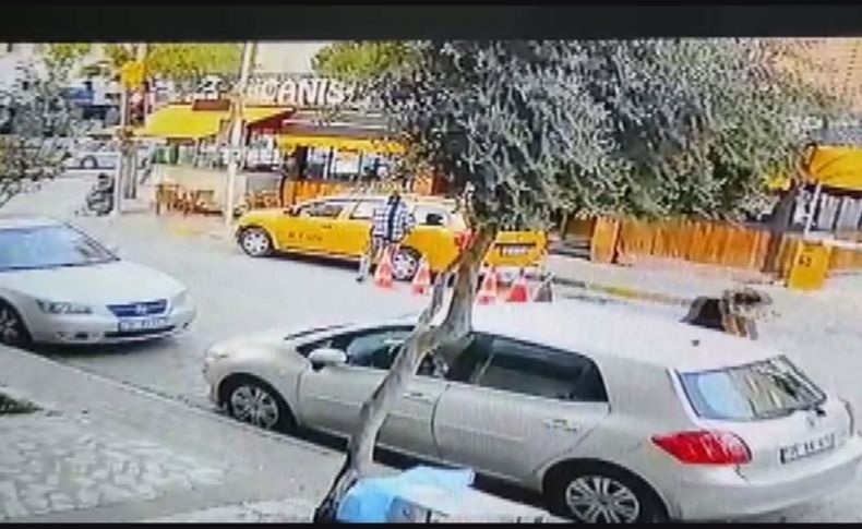 İzmir’de film gibi olay: Kaçırdığı taksi ile yayaya çarpan kadın, kovalamaca sonucu yakalandı