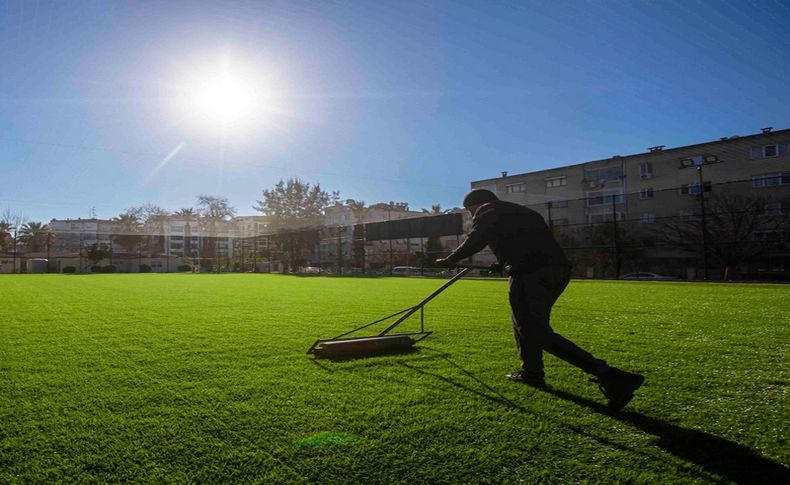 Karşıyaka'nın spor tesisleri yenilendi