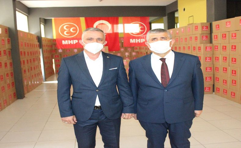 MHP İzmir 50 bin koli erzak dağıttı