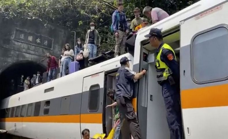 Tayvan'da tren kazası: Çok sayıda ölü ve yaralı var!