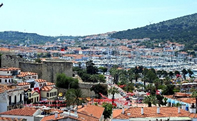 Ünlü tatil merkezi Çeşme'de 23 milyon TL değerindeki 5 arsa satışta