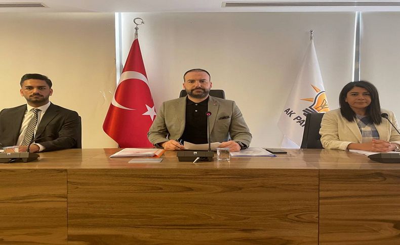 AK Parti İzmir'den 27 Mayıs açıklaması