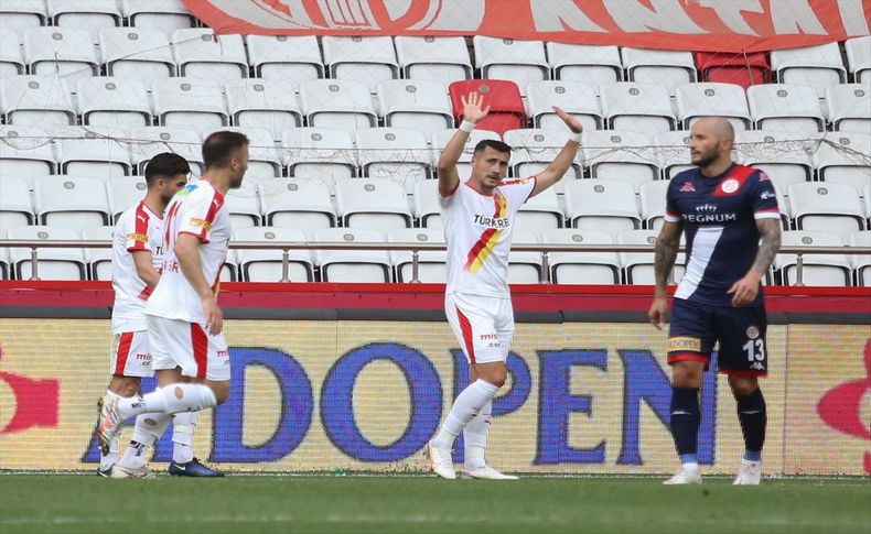 Antalya'daki gol düellosundan Göztepe zaferle çıktı