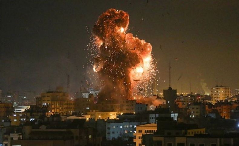 İsrail'den Gazze'nin çeşitli noktalarına yoğun saldırı