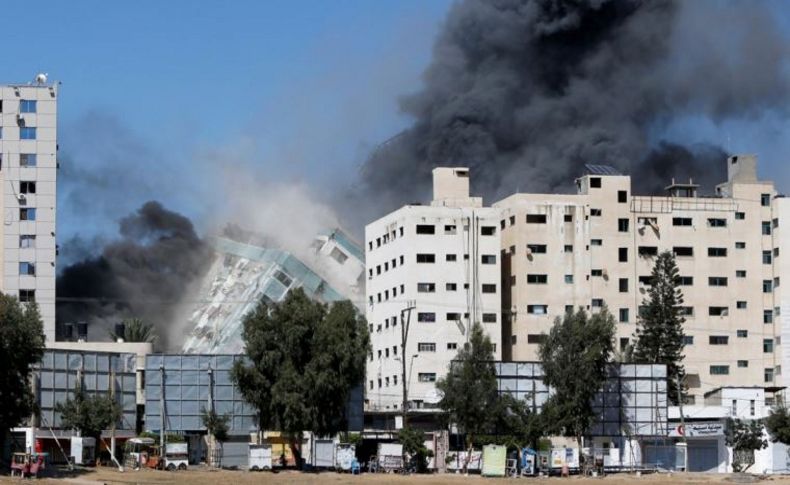 İsrail, uluslararası televizyonların bulunduğu binayı bombaladı