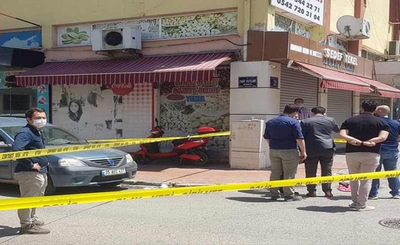 İzmir'de 2 kişiyi öldüren annesini yaralayan şüpheli ile amcası tutuklandı