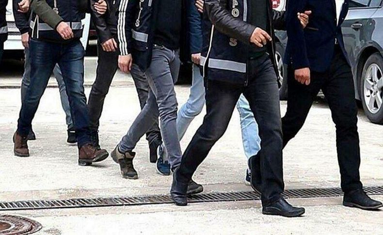 İzmir'de uyuşturucu operasyonunda 9 şüpheli yakalandı